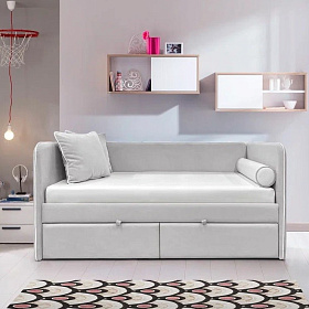 Мягкие кровати и диваны